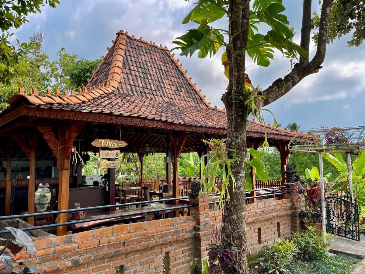 The Sangkih Villa Restaurant & Bar มุนดุก ภายนอก รูปภาพ