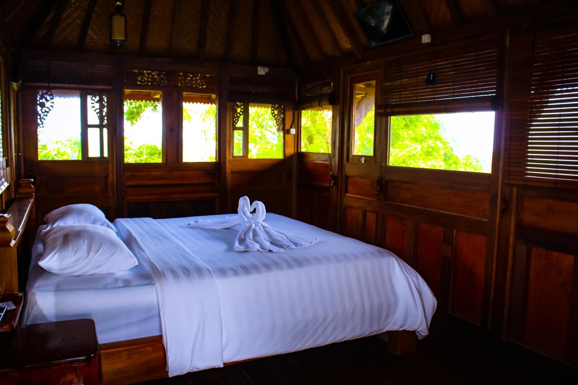 The Sangkih Villa Restaurant & Bar มุนดุก ภายนอก รูปภาพ